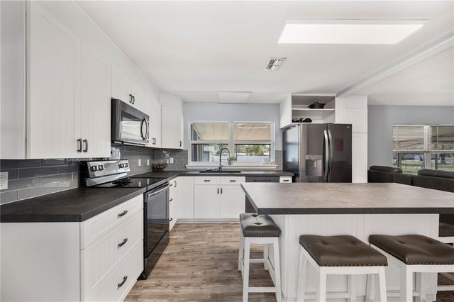 1804 W DAUGHTERY ROAD, Lakeland, FL 33810