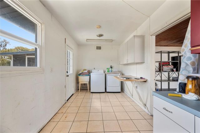 1804 W DAUGHTERY ROAD, Lakeland, FL 33810