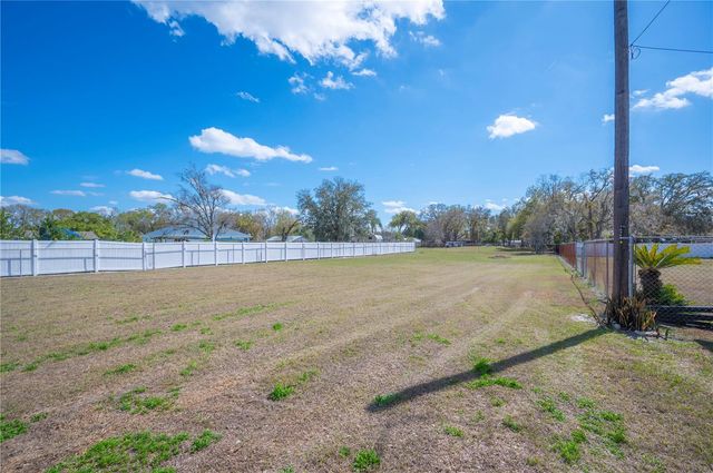 1804 W DAUGHTERY ROAD, Lakeland, FL 33810