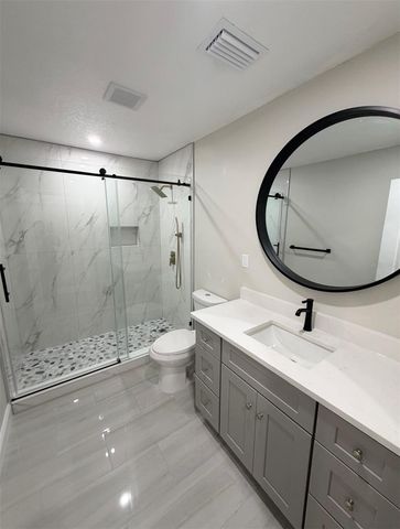6532 S WEST SHORE CIRCLE, Tampa, FL 33616