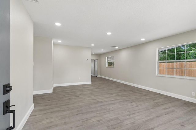 6532 S WEST SHORE CIRCLE, Tampa, FL 33616