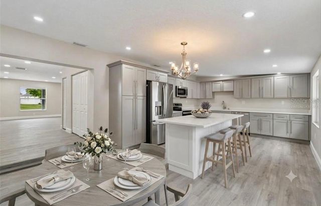 6532 S WEST SHORE CIRCLE, Tampa, FL 33616