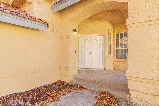 44043 Sunview Court, Lancaster, CA 93535