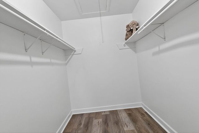 880 Tully Road 17, Houston, TX 77079