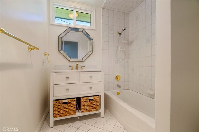 20353 Gault, Winnetka, CA 91306