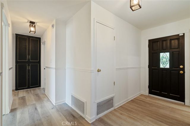 20353 Gault, Winnetka, CA 91306