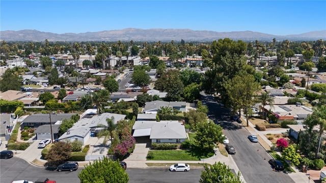 20353 Gault, Winnetka, CA 91306
