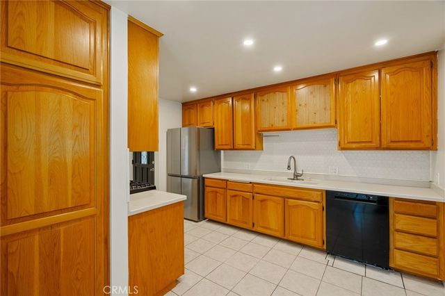 20353 Gault, Winnetka, CA 91306