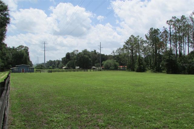 10455 NW GAINESVILLE ROAD, Ocala, FL 34482