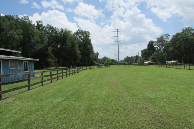 10455 NW GAINESVILLE ROAD, Ocala, FL 34482
