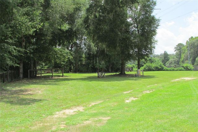 10455 NW GAINESVILLE ROAD, Ocala, FL 34482