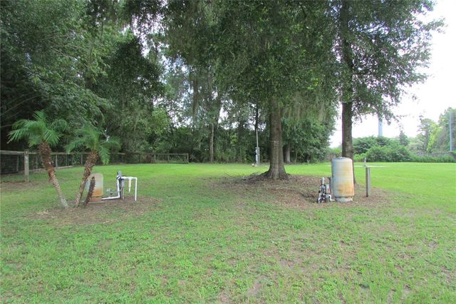 10455 NW GAINESVILLE ROAD, Ocala, FL 34482