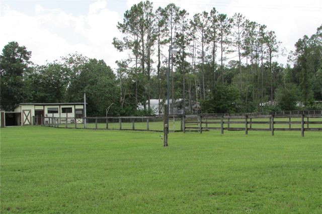 10455 NW GAINESVILLE ROAD, Ocala, FL 34482