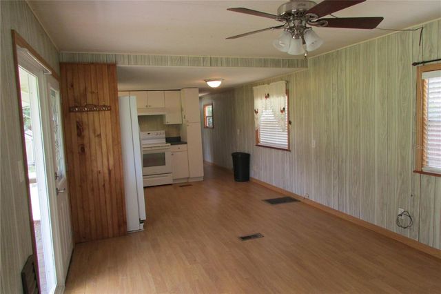 10455 NW GAINESVILLE ROAD, Ocala, FL 34482