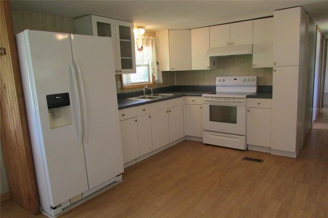 10455 NW GAINESVILLE ROAD, Ocala, FL 34482