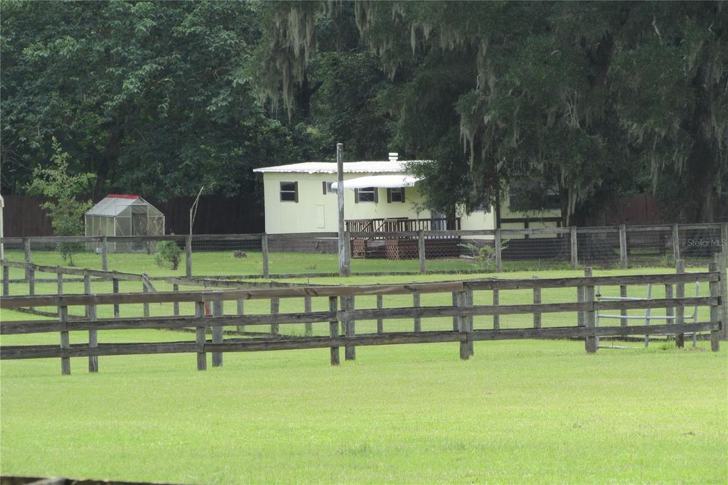 10455 NW GAINESVILLE ROAD, Ocala, FL 34482