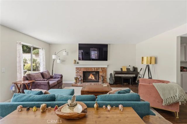 29534 Meadowmist Way, Agoura Hills, CA 91301