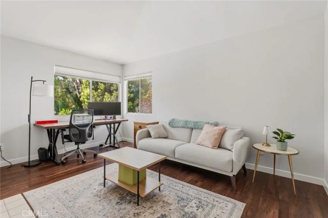 29534 Meadowmist Way, Agoura Hills, CA 91301