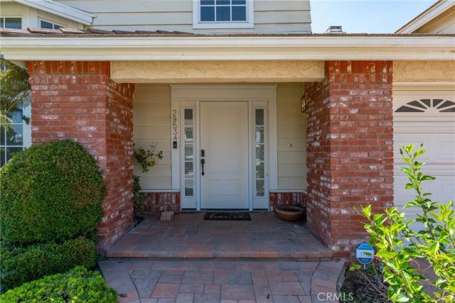 29534 Meadowmist Way, Agoura Hills, CA 91301