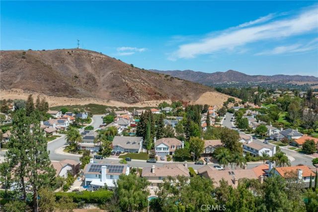 29534 Meadowmist Way, Agoura Hills, CA 91301