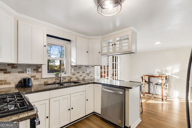 920 Vfw Drive, Stone Mountain, GA 30083