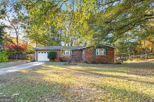 920 Vfw Drive, Stone Mountain, GA 30083