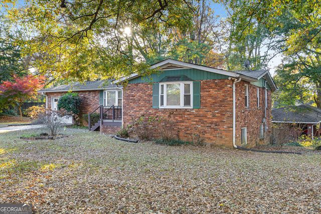 920 Vfw Drive, Stone Mountain, GA 30083