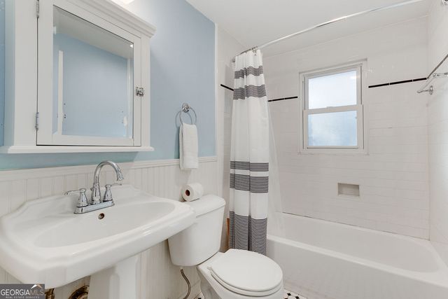 920 Vfw Drive, Stone Mountain, GA 30083