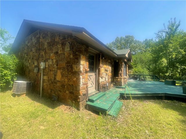 24 Cedar Creek Drive, Clarksville, AR 72830