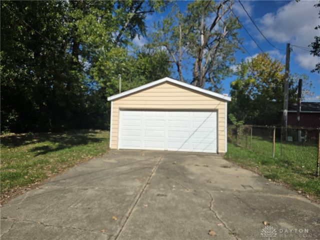 2315 Rector Avenue, Dayton, OH 45414