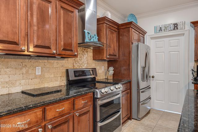 1353 Sawmill Highway, Breaux Bridge, LA 70517