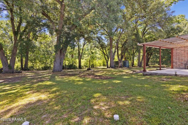 1353 Sawmill Highway, Breaux Bridge, LA 70517