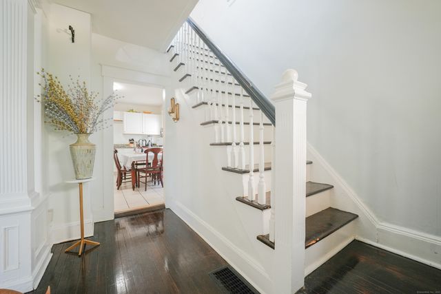 168 Pixlee Place, Bridgeport, CT 06610