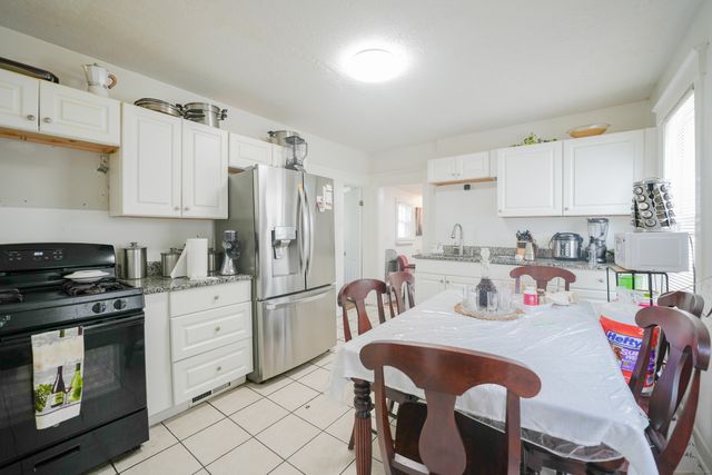 168 Pixlee Place, Bridgeport, CT 06610