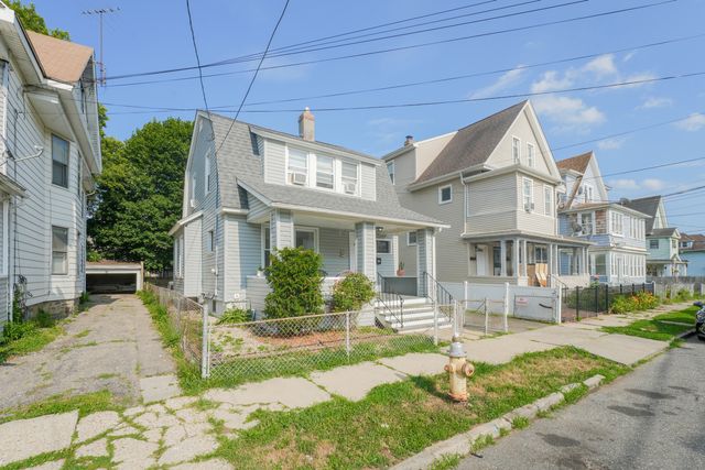 168 Pixlee Place, Bridgeport, CT 06610