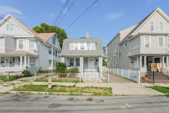 168 Pixlee Place, Bridgeport, CT 06610