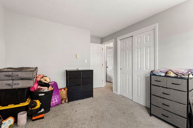 23 Magnolia St 2, Attleboro, MA 02703