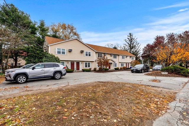 23 Magnolia St 2, Attleboro, MA 02703