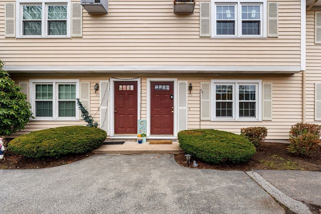 23 Magnolia St 2, Attleboro, MA 02703