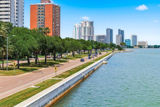 4811 BAYSHORE BOULEVARD 303, Tampa, FL 33611