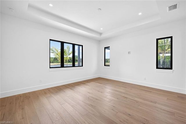 16803 Cabreo DR, Naples, FL 34110