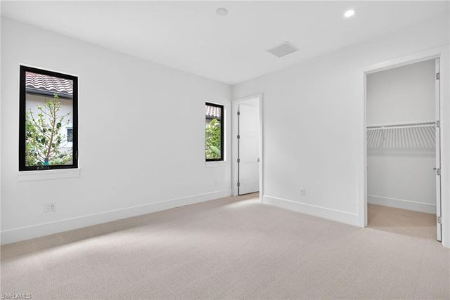 16803 Cabreo DR, Naples, FL 34110