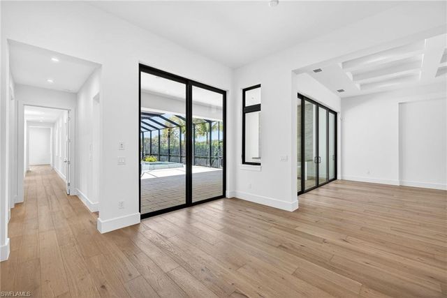 16803 Cabreo DR, Naples, FL 34110