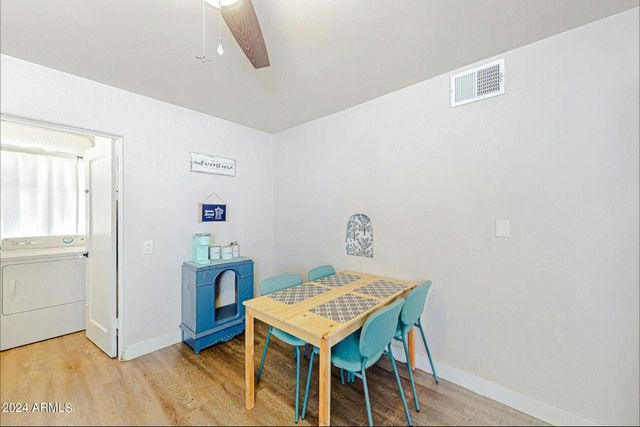 707 E UNIVERSITY Drive, Mesa, AZ 85203