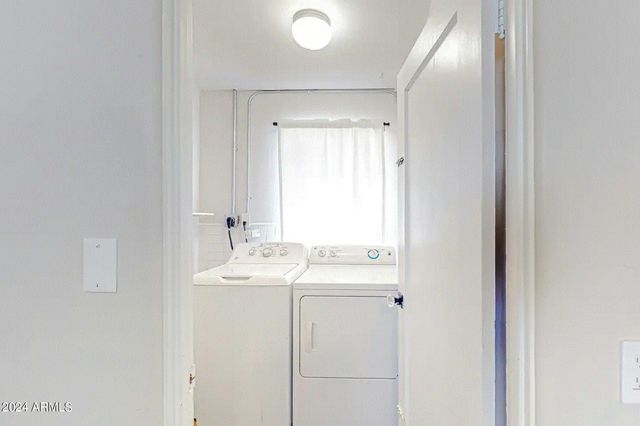 707 E UNIVERSITY Drive, Mesa, AZ 85203