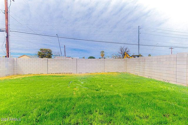 707 E UNIVERSITY Drive, Mesa, AZ 85203