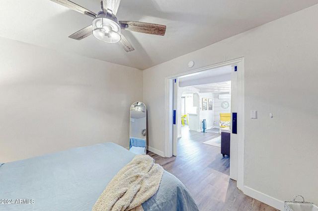 707 E UNIVERSITY Drive, Mesa, AZ 85203