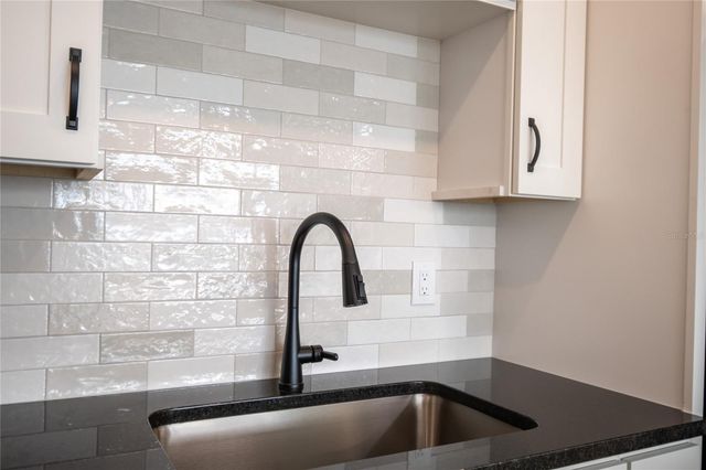 31 ISLAND WAY 703, Clearwater Beach, FL 33767