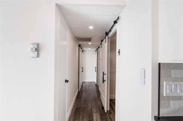 31 ISLAND WAY 703, Clearwater Beach, FL 33767