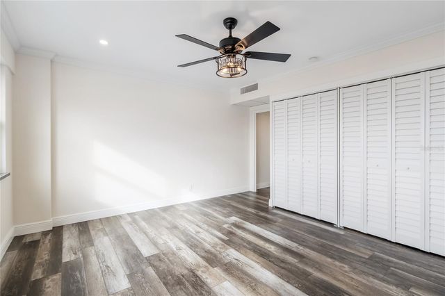 31 ISLAND WAY 703, Clearwater Beach, FL 33767